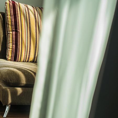 Winner Sriracha Serviced Apartment シーラーチャー エクステリア 写真
