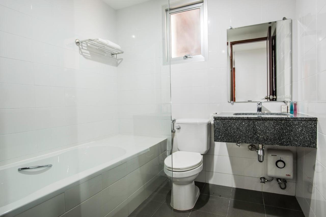 Winner Sriracha Serviced Apartment シーラーチャー エクステリア 写真